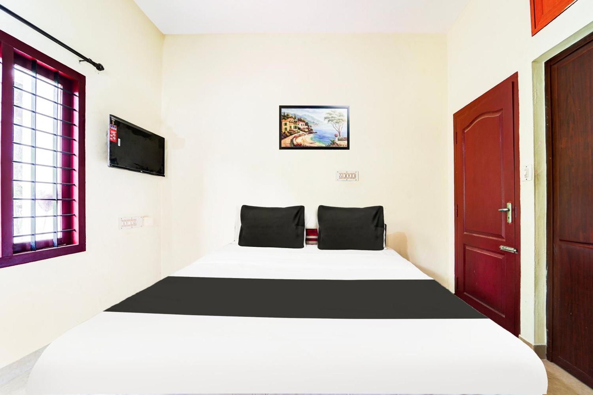 Super Hotel O Nettoor Near Lakeshore Hospital Kochi Zewnętrze zdjęcie